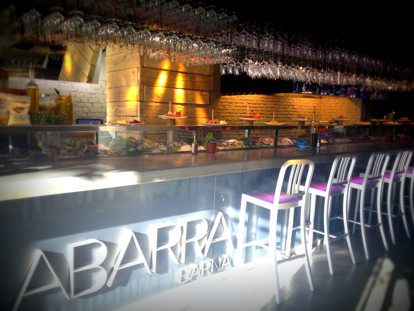 LA BARRA RESTAURANTE BARCELONA LA BARRA RESTAURANTE BARCELONA