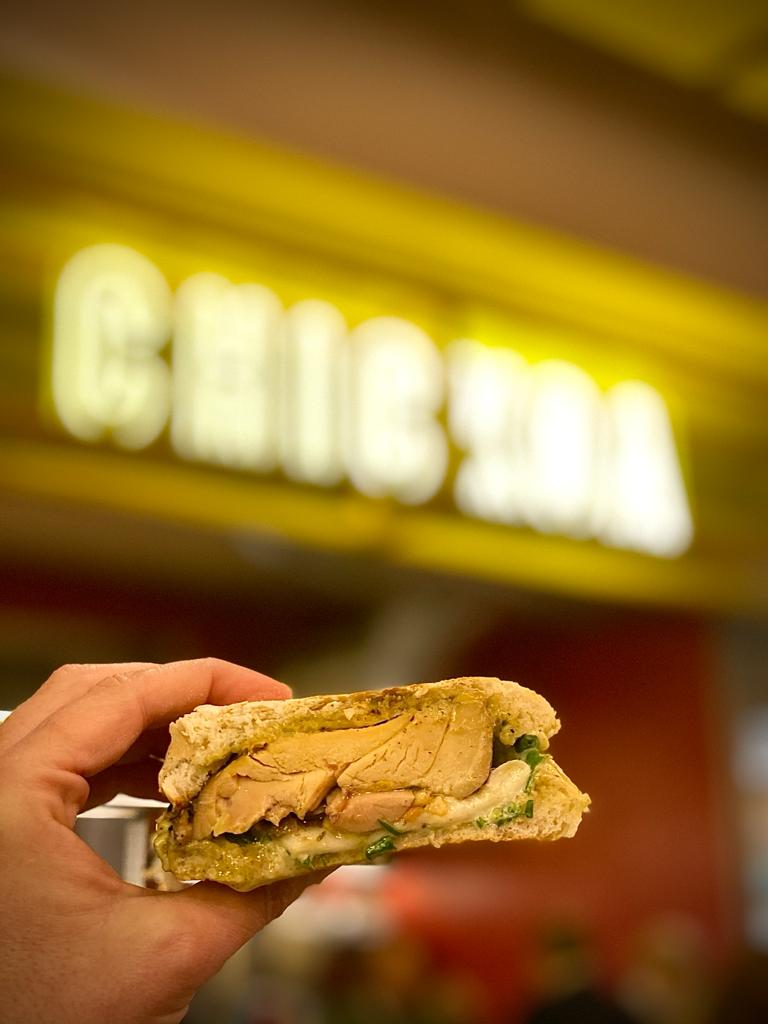 RESTAURANTE DE POLLOS BUENÍSIMOS EN BARCELONA CHICKOA